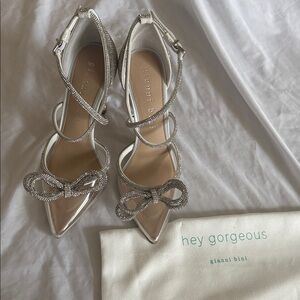 Gianni Bini Metallic Silver Bow Heels